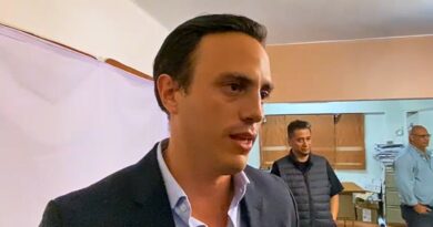 Con más de 15 puntos de ventaja, Daniel Martínez Terrazas ha sido confirmado oficialmente como el ganador de la elección a diputado local del Distrito 1 en Cuernavaca, Morelos.