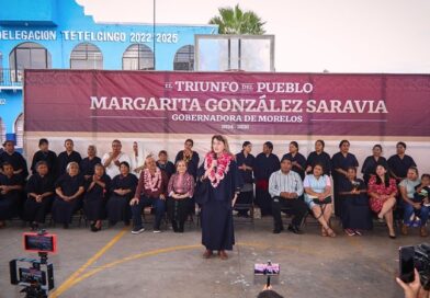 La futura gobernadora de Morelos, Margarita González Saravia, fue honrada por las autoridades y pobladores indígenas de Tetelcingo, reforzando su compromiso con la preservación de tradiciones y derechos de las comunidades originarias.