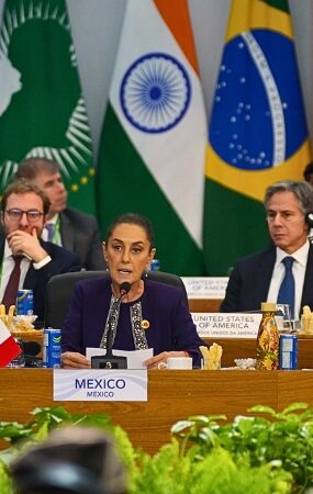 La presidenta Claudia Sheinbaum llama a destinar el 1% del gasto militar global de los países del G20 para el mayor programa de reforestación en la historia, buscando sembrar paz y vida en el planeta.