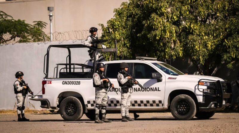 Claudia Sheinbaum confía en que la estrategia de seguridad en Sinaloa, liderada por Omar García Harfuch, reducirá la violencia en el estado.