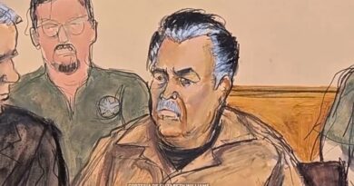 El capo del Cártel de Sinaloa insta a México a gestionar su regreso, alertando sobre un posible colapso en las relaciones con EE.UU. por su captura ilegal.