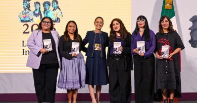 La presidenta de México y la secretaria de las Mujeres, Citlalli Hernández Mora, lanzan una herramienta clave para promover la igualdad y combatir la violencia de género, con distribución en Unidades de Medicina Familiar del IMSS.