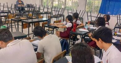 La SEP modifica el calendario académico; anuncia mejoras salariales para docentes, mantiene la edad de jubilación y promete mayor seguridad en pensiones.