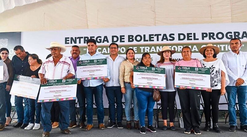 El programa “El campo se transforma contigo” refuerza la producción agrícola en Ayala con apoyos a maiceros y sorgueros, priorizando zonas rurales.