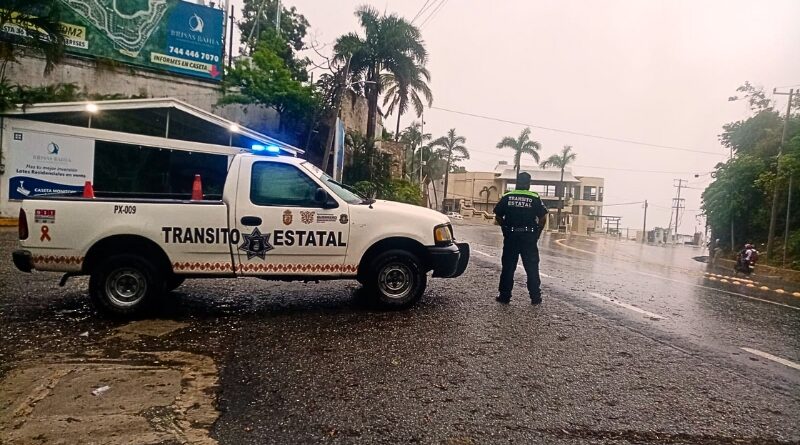 La gobernadora de Guerrero, Evelyn Salgado, instruyó acciones preventivas ante las lluvias provocadas por la tormenta tropical Bárbara, priorizando la seguridad vial.
