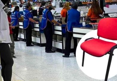 A partir del 17 de junio de 2025, empresas en México deben ofrecer sillas con respaldo a empleados que laboran de pie. Multas por incumplimiento superan los 280 mil pesos.