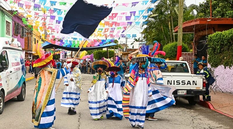 Xochitepec Revive su Esencia con "Rutas Mágicas de Color": Transformación Urbana Impulsa Identidad y Desarrollo Comunitario en el Primer Estado Pionero del Programa Nacional.