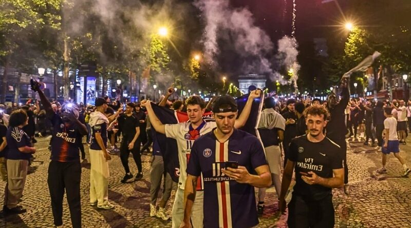 Los festejos por la histórica victoria del Paris Saint-Germain dejaron dos muertos, más de 200 heridos y 550 detenidos en disturbios en distintas ciudades francesas.