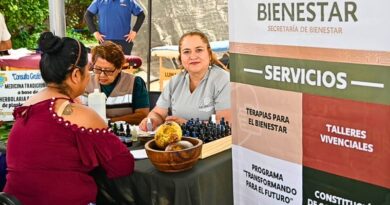 Gobernadora de Morelos encabeza jornada de atención comunitaria en Tepoztlán; entregan actas, credenciales, apoyos y promueven identidad cultural.