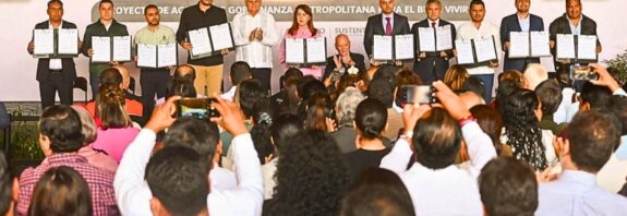 Estado y municipios sellan un acuerdo estratégico para coordinar políticas públicas en agua, seguridad, movilidad y desarrollo urbano.