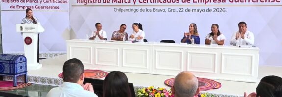 Empresas guerrerenses reciben distintivos, registros de marca y certificados para fortalecer su identidad comercial y competitividad.