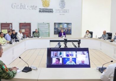 En Mesa de Paz, Salgado Pineda subraya coordinación interestatal tras destrucción de estupefacientes; operativo interinstitucional consolida avances en seguridad para Guerrero.