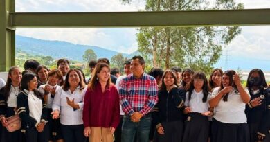 Con una inversión superior a 3.1 millones de pesos, el nuevo espacio fortalecerá las actividades académicas, deportivas y comunitarias del EMSaD 8, beneficiando a estudiantes y docentes.