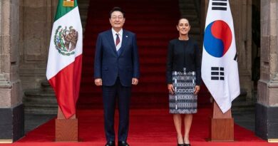 Sheinbaum recibe a Lee Jae Myung en visita oficial; ambos gobiernos buscan ampliar lazos en comercio, energía, industria aeroespacial y tecnología.